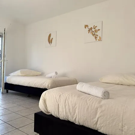 Geraeumiges Haus Mit Sauna & Terrasse, Golf & Messe لاتزن